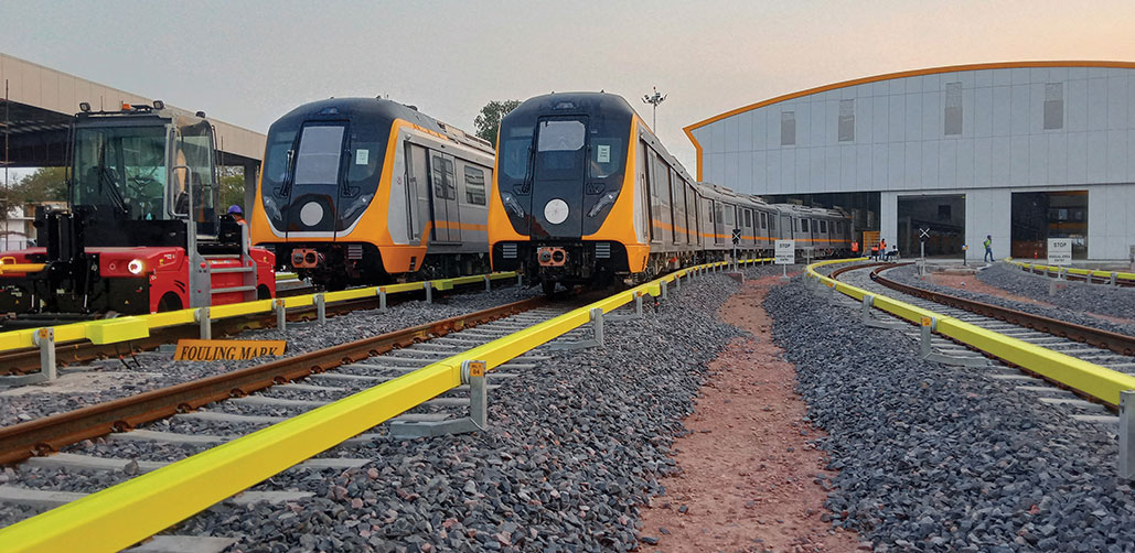 Agra Metro (56tkm) Track & DC Traction with 3rd Rail System